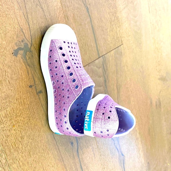Native ✨sparkly ✨ pink-purple shoes - Picture 1 of 4